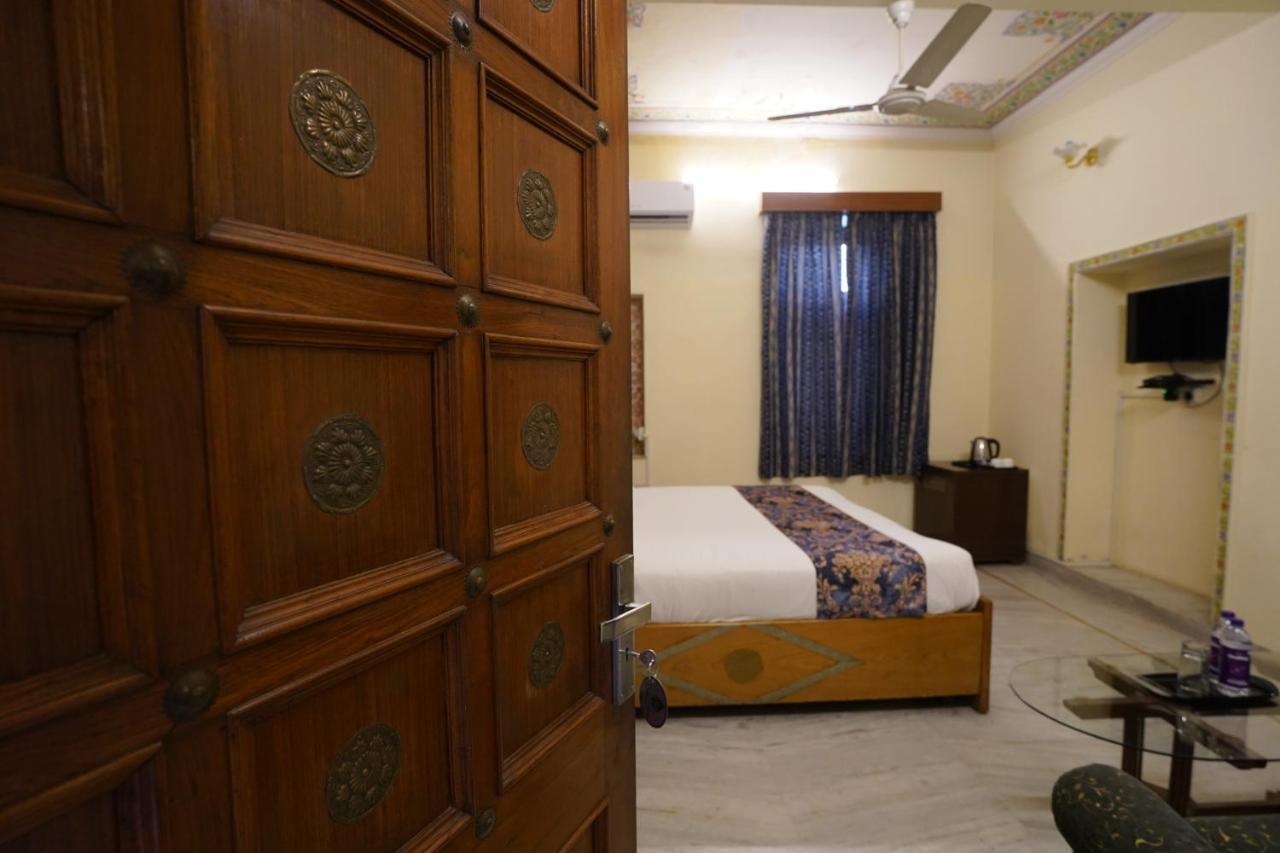 Hotel Radoli House - A Heritage Hotel Jaipur Buitenkant foto
