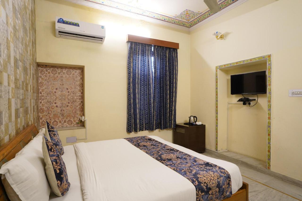 Hotel Radoli House - A Heritage Hotel Jaipur Buitenkant foto