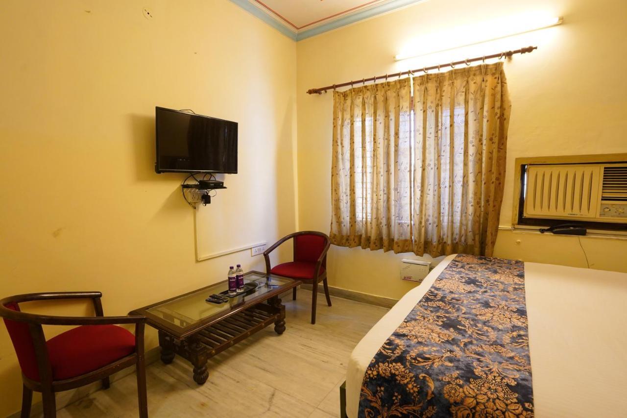 Hotel Radoli House - A Heritage Hotel Jaipur Buitenkant foto