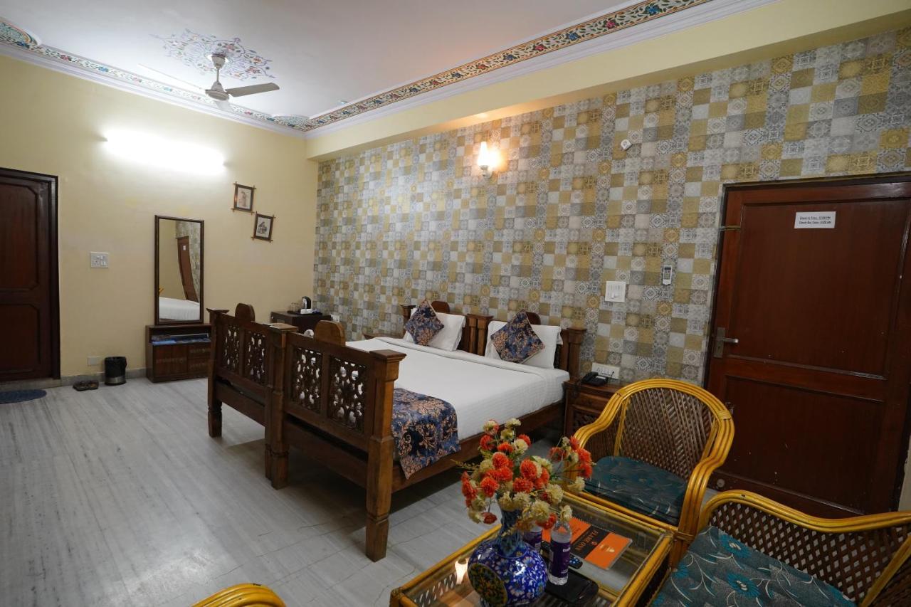 Hotel Radoli House - A Heritage Hotel Jaipur Buitenkant foto